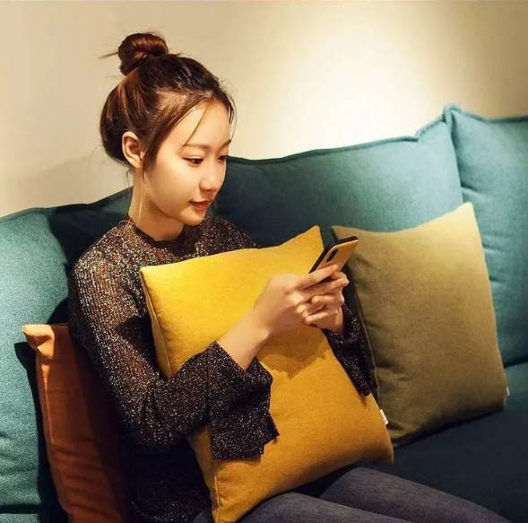 初冬定制暖心抱枕，給你一個(gè)愛的抱抱