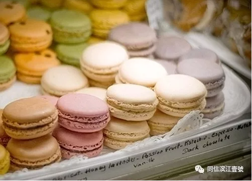 一見傾心，一口難忘，網(wǎng)紅甜品琉璃三彩，一秒甜進(jìn)你心底！